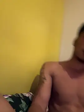 juniiorre online show from 04-10-26, 07:43