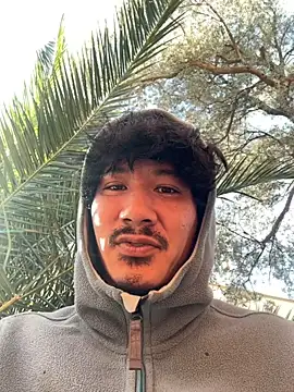 Snapshot of juniiorre chatting on 11-10-25, 12:54 juniiorre online show from 11-10-25, 12:54