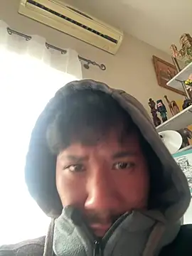 Snapshot of juniiorre chatting on 02-15-26, 03:44 juniiorre online show from 02-15-26, 03:44