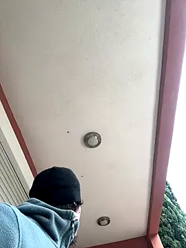 Snapshot of juniiorre chatting on 12-15-25, 02:01 juniiorre online show from 12-15-25, 02:01