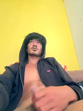 Snapshot of juniiorre chatting on 11-06-25, 12:42 juniiorre online show from 11-06-25, 12:42