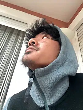 Snapshot of juniiorre chatting on 11-16-25, 09:25 juniiorre online show from 11-16-25, 09:25