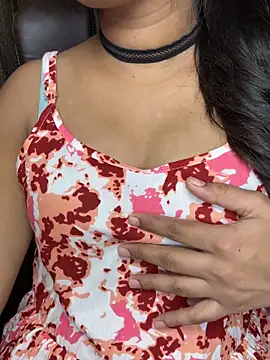 Snapshot of SCHOOL_Girl_0 chatting on 09-10-25, 03:55 SCHOOL Girl 0 online show from 09-10-25, 03:55