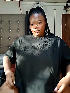 Snapshot of Aaaliyah445 chatting on 02-06-26, 04:52 Aaaliyah445 online show from 02-06-26, 04:52