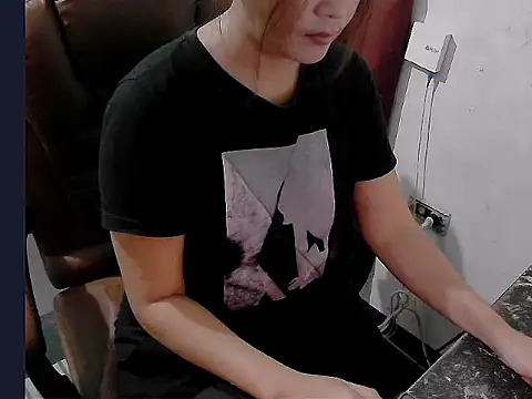 makemefallin online show from 10-03-25, 01:45