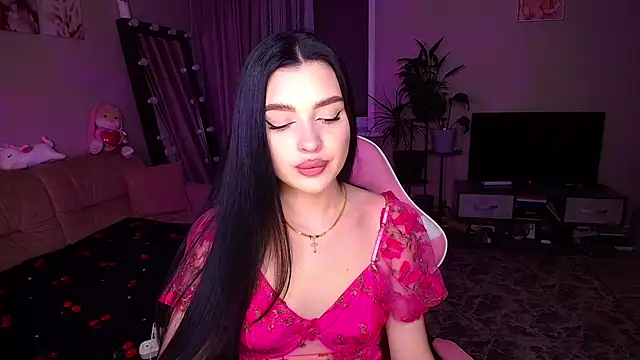   Malika   online show from 11-13-25, 04:00