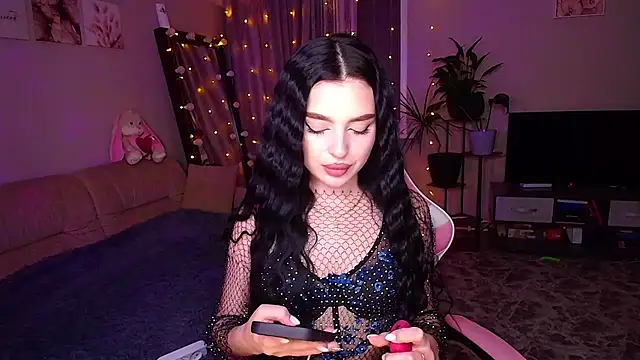   Malika   online show from 11-27-25, 03:23