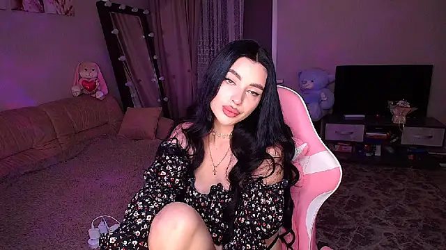   Malika   online show from 10-04-25, 03:02