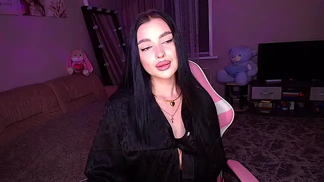   Malika   online show from 09-26-25, 01:40