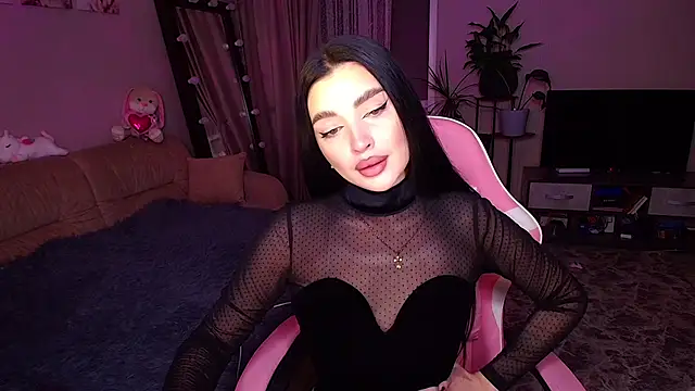   Malika   online show from 10-17-25, 01:02