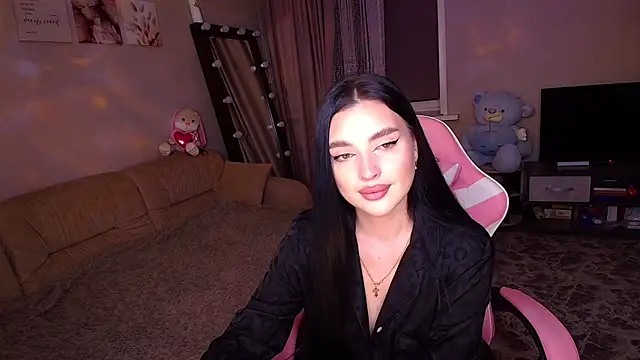   Malika   online show from 09-16-25, 02:40