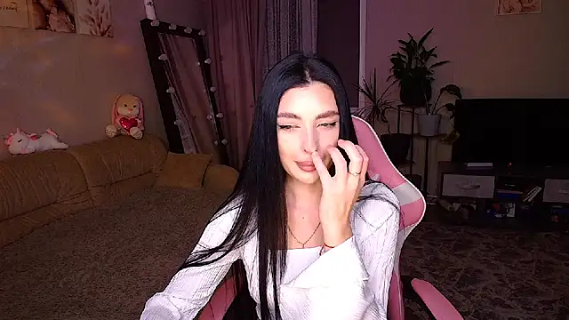   Malika   online show from 10-12-25, 03:35