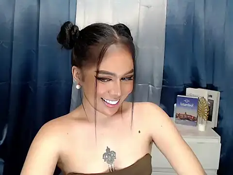 Snapshot of mariefox_xxx chatting on 09-25-25, 12:11 mariefox xxx online show from 09-25-25, 12:11