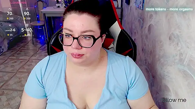Snapshot of alexa_sweetyy chatting on 05-08-26, 05:55 alexa sweetyy online show from 05-08-26, 05:55