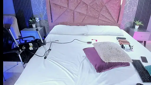 Amanda-Cruz online show from 03-21-26, 12:45