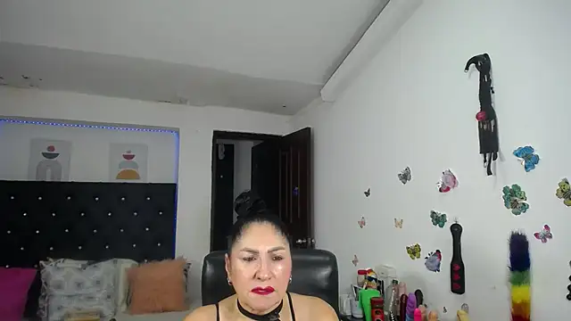 mature bigboobs10 online show from 07-15-26, 04:19