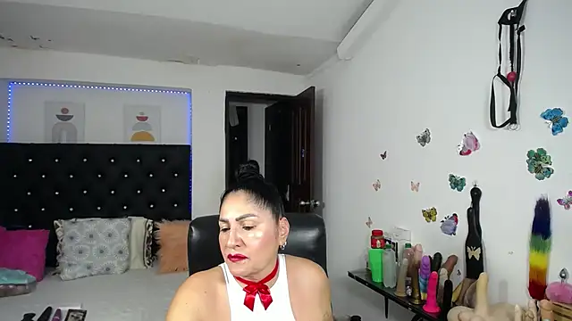 mature bigboobs10 online show from 06-25-26, 04:10