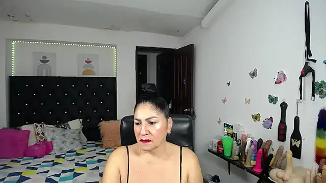 mature bigboobs10 online show from 06-17-26, 04:12