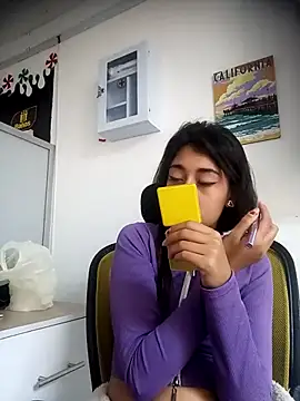 Scarlet wd18 online show from 03-18-25, 08:37