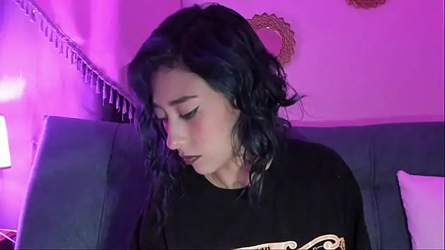 Scarlet wd18 online show from 10-30-25, 11:34