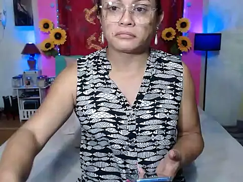 UrAsianPrincessDanie online show from 03-21-26, 04:33