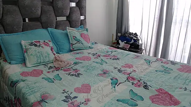 sara hott 1 online show from 03-21-26, 06:34