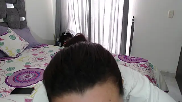 Snapshot of sara_hott_1 chatting on 02-18-26, 02:35 sara hott 1 online show from 02-18-26, 02:35