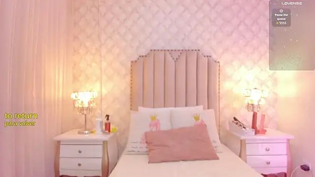 Pia Johnson  online show from 03-22-26, 11:23