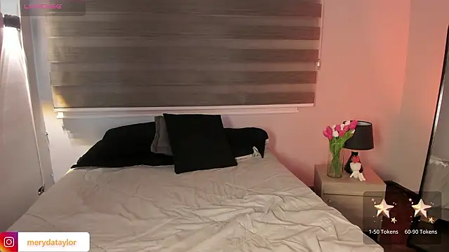 MERIDA TAYLOR online show from 03-11-26, 01:16