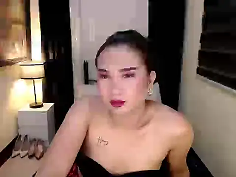 Snapshot of Yesha_harper chatting on 04-26-26, 01:52 Yesha harper online show from 04-26-26, 01:52