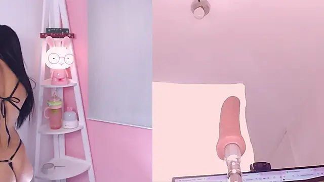 Sweet Susie  online show from 11-26-25, 08:42