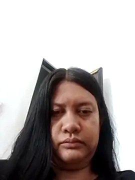 Honeybun25 online show from 11-26-25, 02:00