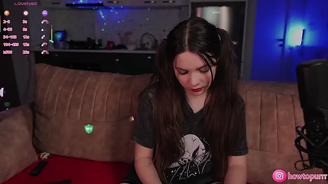 How2Meow online show from 01-09-26, 05:09