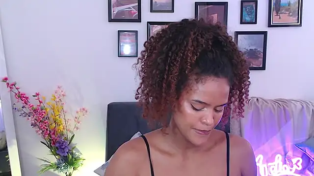 Snapshot of Amelia_bss chatting on 03-18-25, 07:55 Amelia bss online show from 03-18-25, 07:55