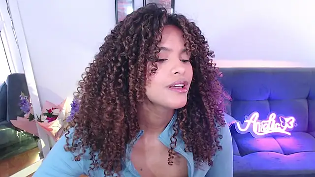 Snapshot of Amelia_bss chatting on 02-25-25, 01:43 Amelia bss online show from 02-25-25, 01:43