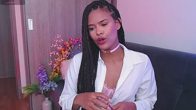 Snapshot of Amelia_bss chatting on 09-29-25, 02:23 Amelia bss online show from 09-29-25, 02:23