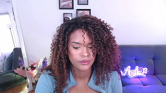Snapshot of Amelia_bss chatting on 02-25-25, 04:46 Amelia bss online show from 02-25-25, 04:46
