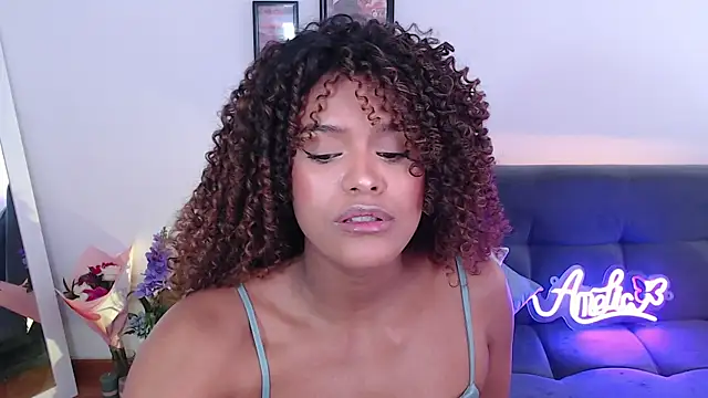 Snapshot of Amelia_bss chatting on 02-24-25, 05:20 Amelia bss online show from 02-24-25, 05:20