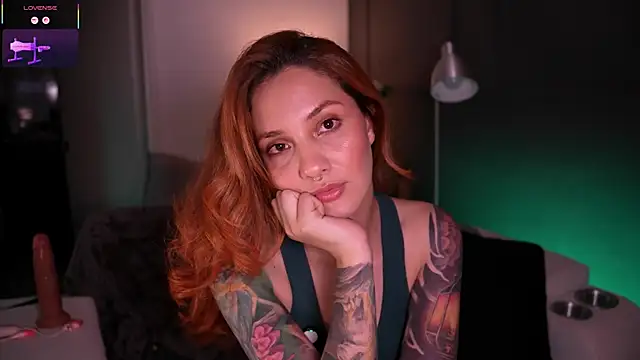 Snapshot of RedJasmine_ chatting on 05-25-26, 11:25 RedJasmine online show from 05-25-26, 11:25