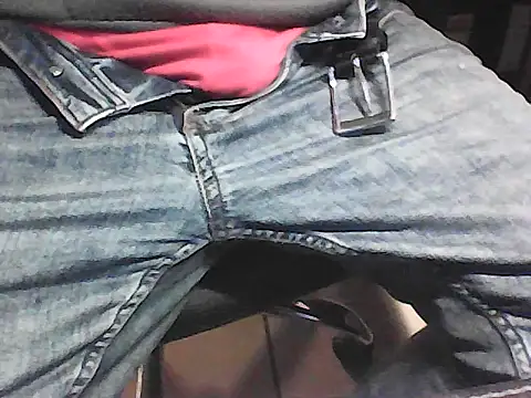 Snapshot of Ju_rine007 chatting on 10-21-25, 02:00 Ju rine007 online show from 10-21-25, 02:00