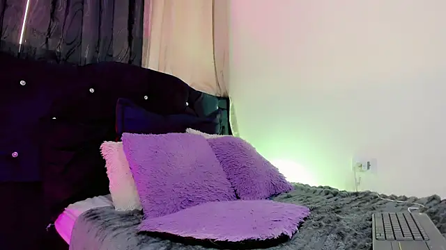 lesly xx online show from 03-29-26, 09:38