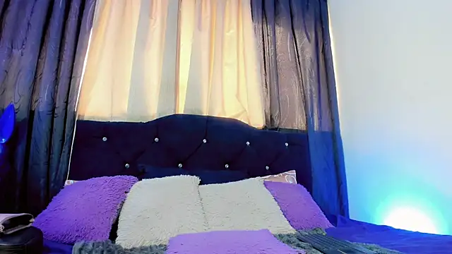 lesly xx online show from 04-07-26, 07:15