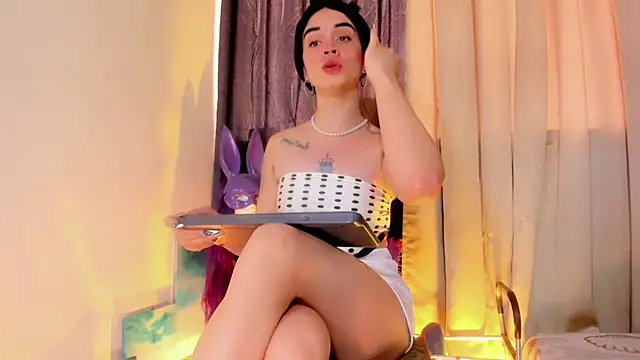 lesly xx online show from 06-29-26, 07:13