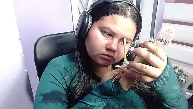 ValenTitis online show from 10-24-25, 08:52