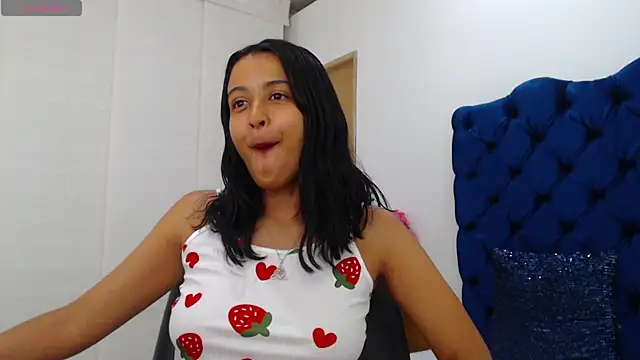 Snapshot of Lili666_ chatting on 05-11-26, 03:41 Lili666 online show from 05-11-26, 03:41