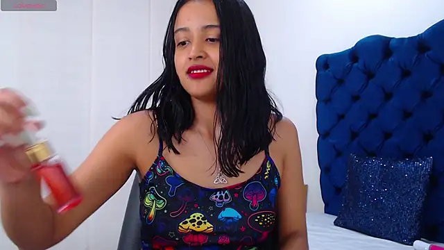 Snapshot of Lili666_ chatting on 05-15-26, 03:48 Lili666 online show from 05-15-26, 03:48