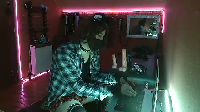 Ginny-the-bdsm-nympho online show from 03-20-25, 06:09