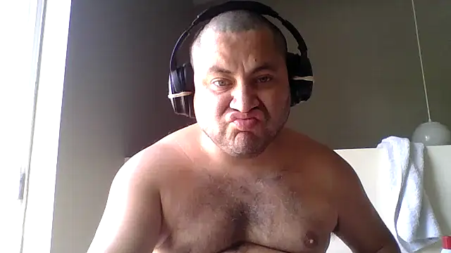 Hammyric786 online show from 10-14-25, 03:23