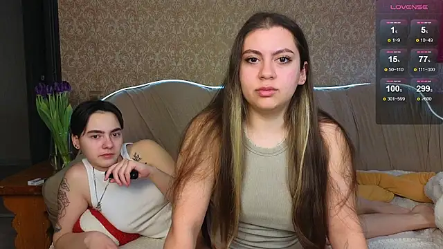 twobabesweet online show from 03-10-25, 07:33