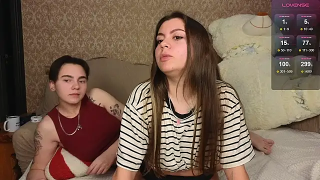 twobabesweet online show from 09-28-25, 05:47